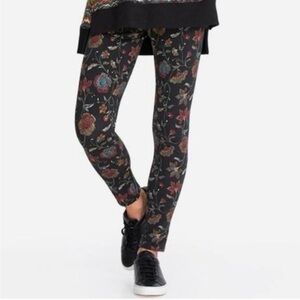 Johnny Was Black Floral Leggings